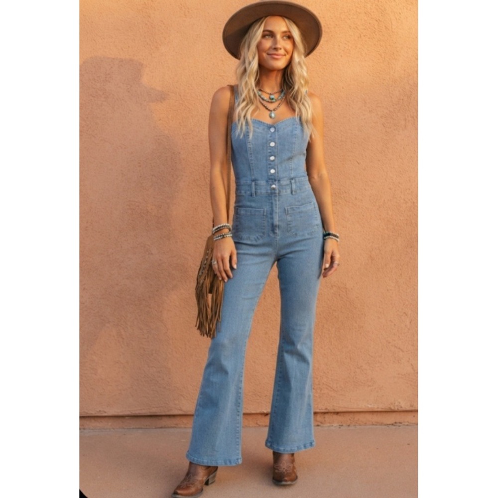 West of Melrose Womens Light Wash Denim Flare Leg Button Front Jumpsuit XS Blue